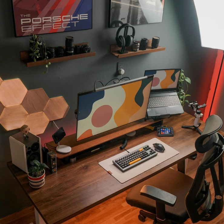 Modern Wood & Light