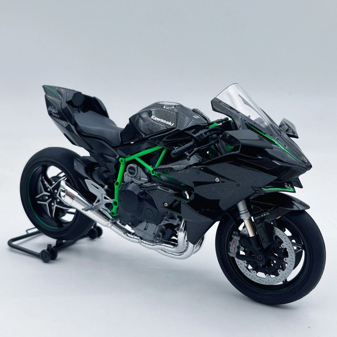 โมเดล Kawasaki Ninja H2R ขนาด 1:6 – สตาร์ทเครื่องยนต์, ปล่อยควัน, ไฟ LED