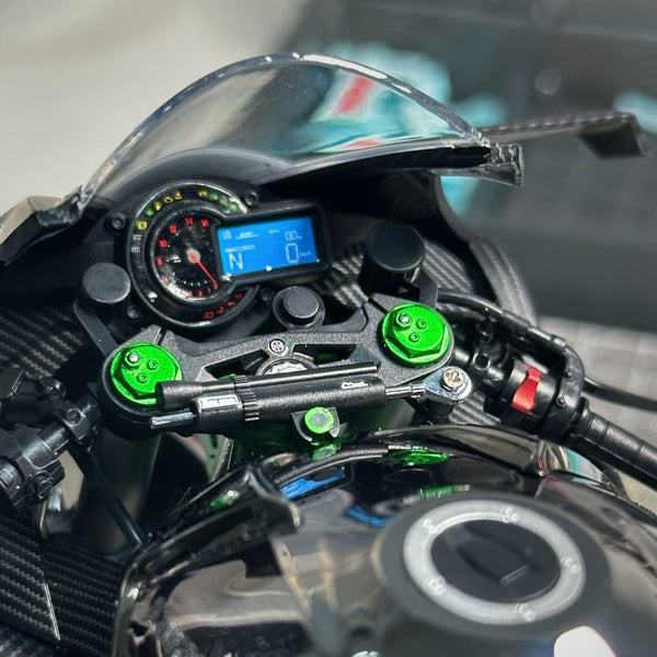 โมเดล Kawasaki Ninja H2R ขนาด 1:6 – สตาร์ทเครื่องยนต์, ปล่อยควัน, ไฟ LED