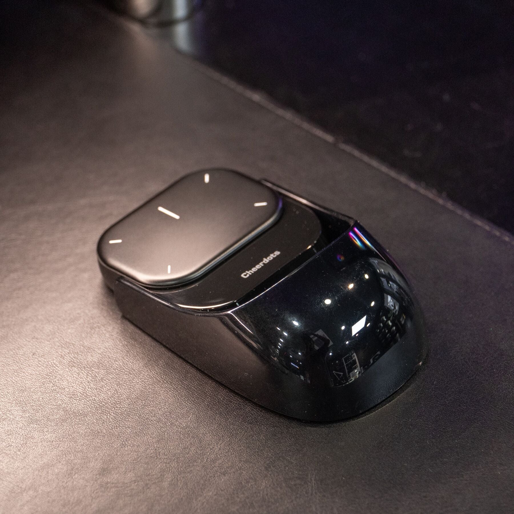 Cheerdots2 - 4-in-1 Smart Wireless Mouse | Touchpad, ChatGPT, Voice Recorder, Professional Presenter